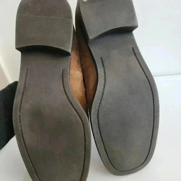 Bernardo Billy brown suede loafers - Picture 7 of 8